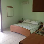 Kristina Apartament *