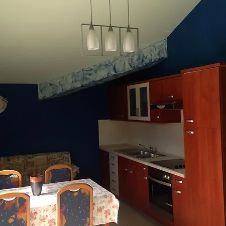 Apartament Kristina *